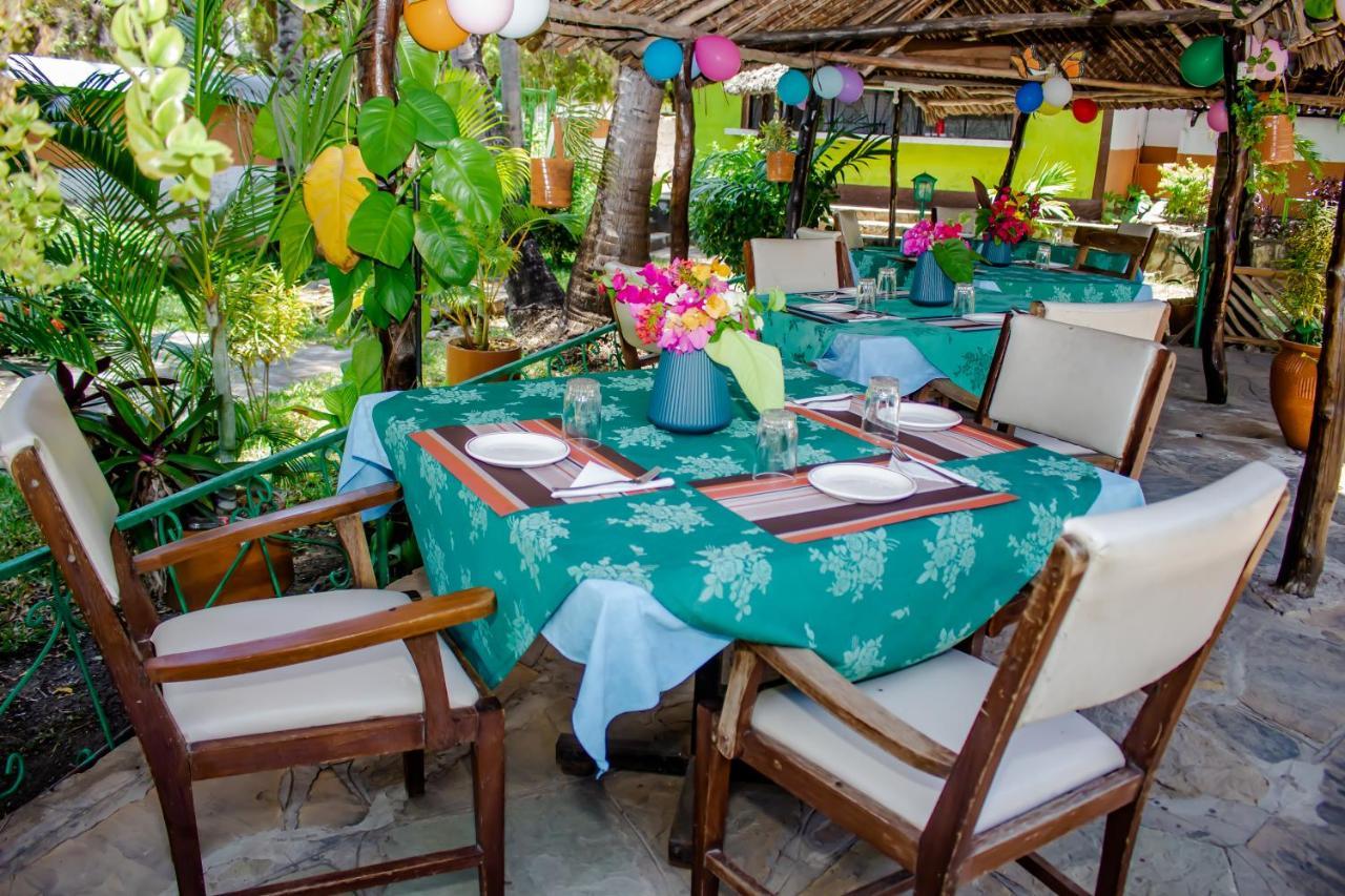 Papillon Garden Bar Villas Bamburi Exterior foto