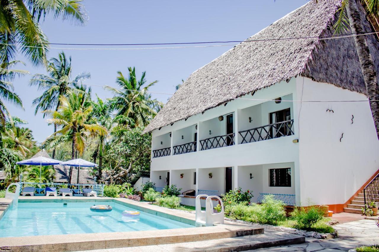 Papillon Garden Bar Villas Bamburi Exterior foto
