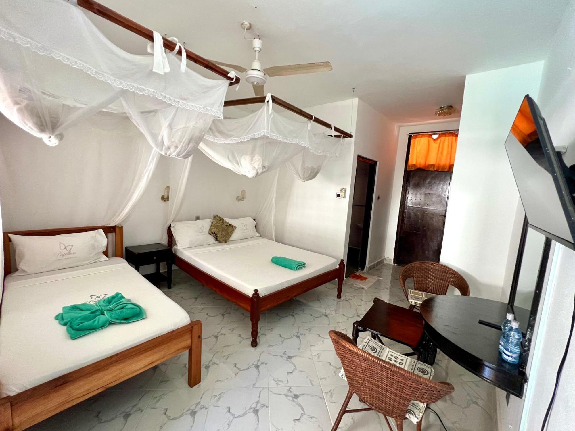Papillon Garden Bar Villas Bamburi Exterior foto